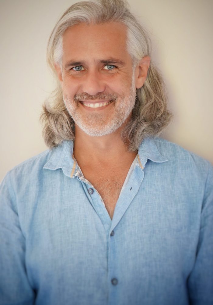 Alessandro De Toni 李俊豪