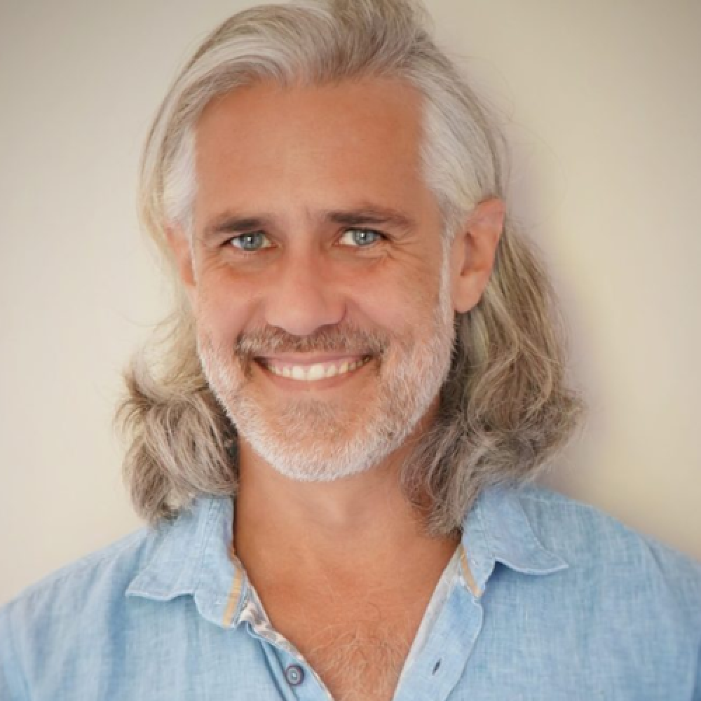 Alessandro De Toni 李俊豪